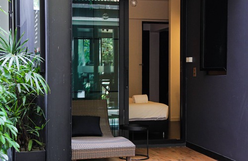 Old City Hotel | BED Phrasingh Hotel - Adults Only