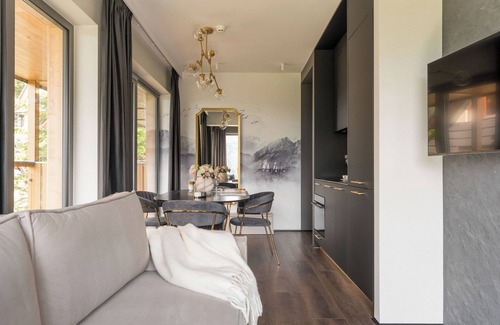 Zakopane Apartment | Bedroom with Stunning Mountain Views