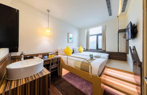 Datong Hotel | Bee House by Cosmos Creation - Taipei Main Station