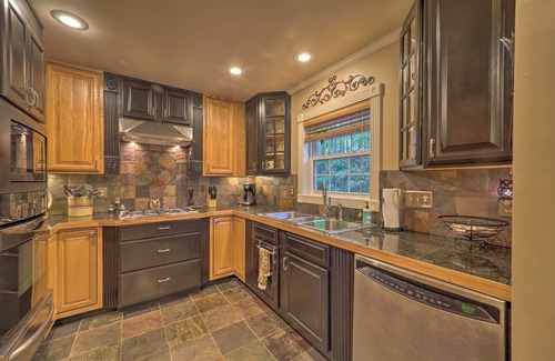 Beech Mountain House | Beech Mountain Escape w/Mtn Views & Fireplace!