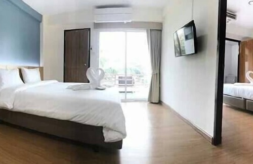 Talat Phlu Hotel | Beerapan Hotel