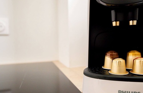 Saint - Michel Apartment | BEETHOVEN · St-Michel -Métro/Tram - Stadium