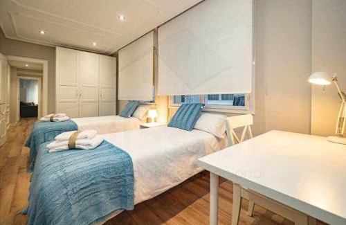 Distrito Llano Apartment | Begoña Apartamento