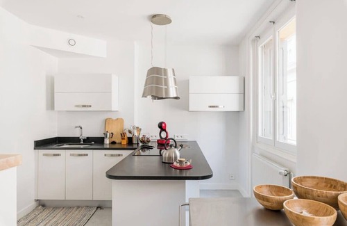 Centre Ville Apartment | Beige Hospitalité - Adriana - 120m², hypercentre, tram 1 ch