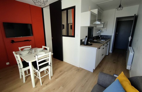 Saint-Jean-de-Monts Apartment | Bel Appartement au Bord de L'océan