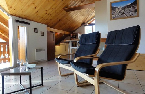 Forville Apartment | Bel appartement 67m² 2 chambres, parking, balcon sud – Briançon - FR-1-330C-72