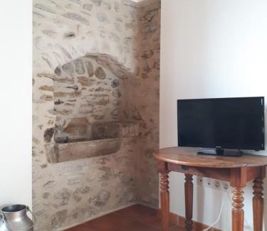 Pouzac Apartment | Bel appartement rénové dans maison bigourdane