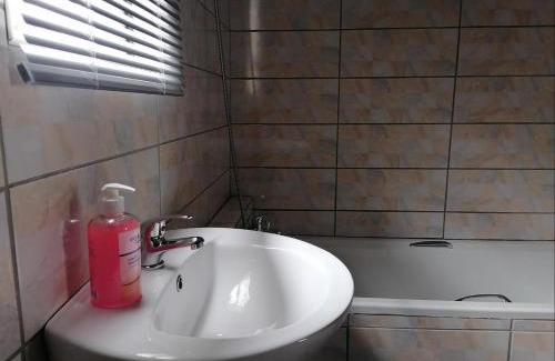 Bela-Bela Apartment | BelaBela Guesthouse