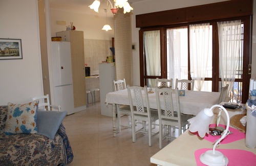 Sperlonga Apartment | Bell 'apartment with garden, near the sea