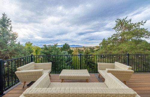 Granite House | Bell Canyon Haven Mountain Views Ski Access