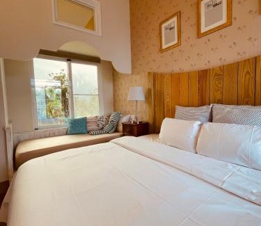 Luye House | Bell Cottage B&B