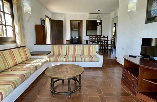 Torroella de Montgri House | BELL RACO B 25