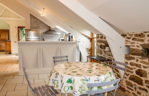 Saint-Suliac House | Bella Vista by Interhome