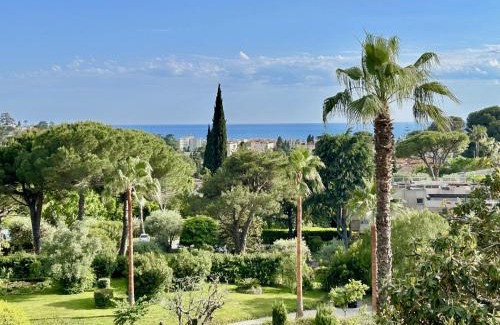 California - Pezou Apartment | Bella vista luxe 2 chambres