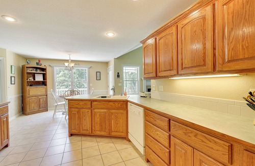 Bella Vista House | Bella Vista Vacation Rental w/Private Back Deck!