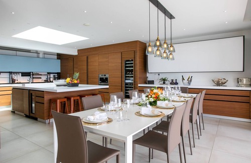 Pelican Key Villa | Bella Vita -10% CHRISTMAS INCENTIVE | Ocean View - Located in Tropical Pelican Key with Private Pool