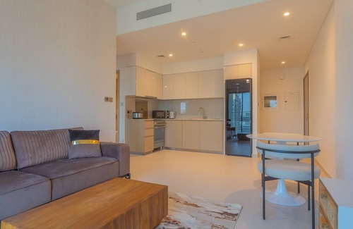 Downtown Dubai Apartment | Bellavista - Burj Royal 1Bedroom