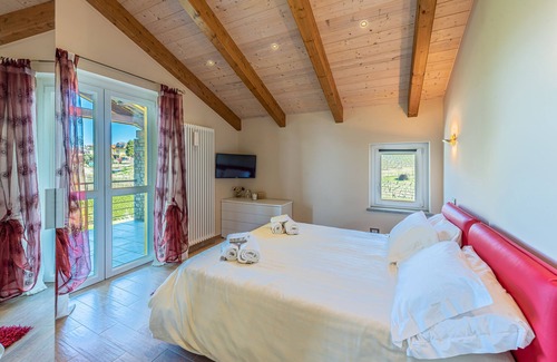 Diano d'Alba Villa | "BELLAVISTA LANGHE" CIR: 00408000009
