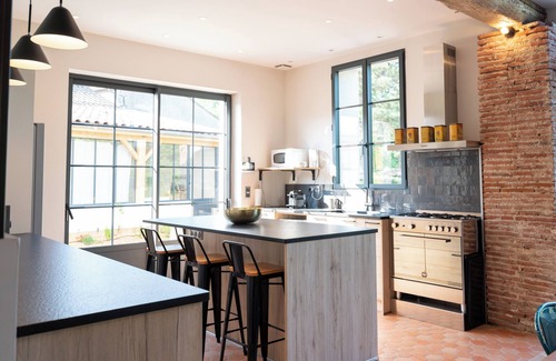 Saint-Hilaire-de-Lusignan House | Belle Maison de Village Pour 20p Avec Piscine - sud Ouest - Entre Bdx & Toulouse