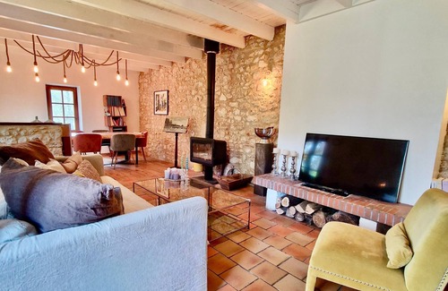 Saint-Andre-et-Appelles House | Belle Longère Avec Piscine et Jardin de 5000m2 à 25 mn de Saint-emilion
