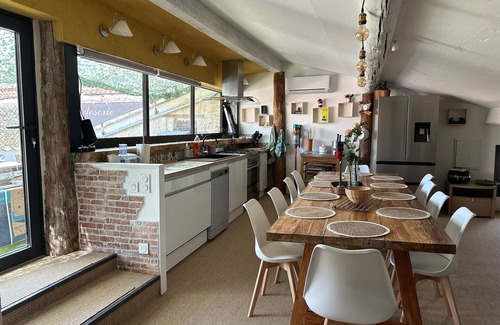 Bourdic House | Belle maison 5 étoiles, piscine intérieur, filet de catamaran, terrasse