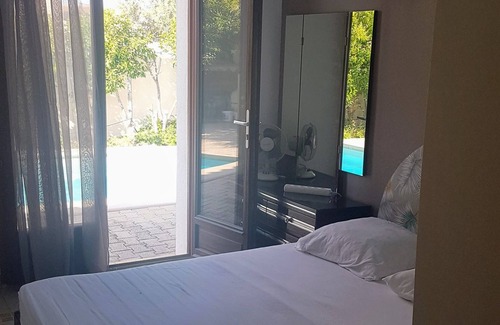 Saint-Esteve House | Belle Maison Méditerranéenne au Calme Avec Piscine Privée