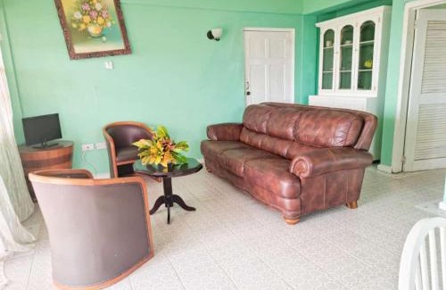 Laborie Apartment | Belle View Apartment Villa - Cactus