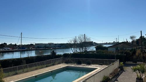 La Tamarissiere Apartment | Belle vue sur l Herault et les bateaux