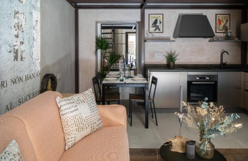 Porta Romana Apartment | "Bellevue Navigli" Studio Apartment