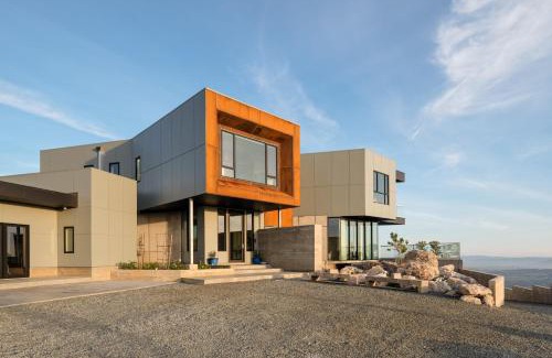 Glen Ellen Villa | Belleza by AvantStay Hilltop Mansion w Pool Panoramic Views Ultra Modern Interior