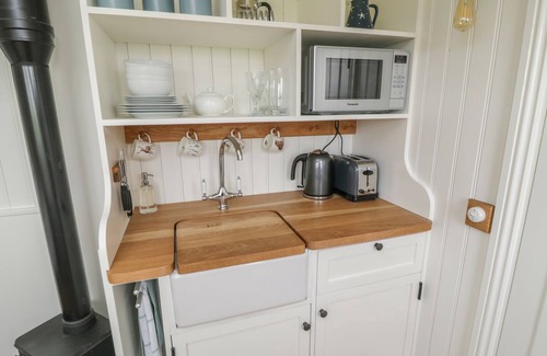 Nawton Cottage | BELLWETHER, romantic, country holiday cottage in Helmsley