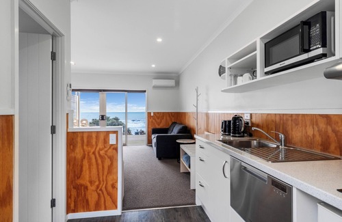 New Plymouth Other | Belt Road Seaside Holiday Park