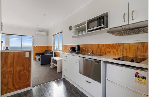 New Plymouth Other | Belt Road Seaside Holiday Park
