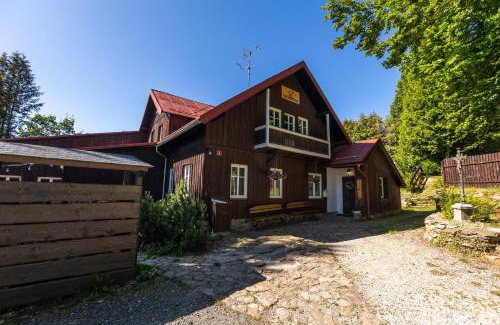 Zelezna Ruda House | Belvederská chalupa