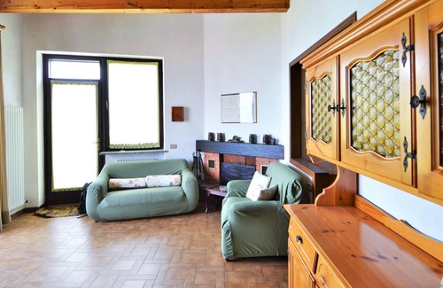 Germignaga House | Belvilla by OYO DEL03/1