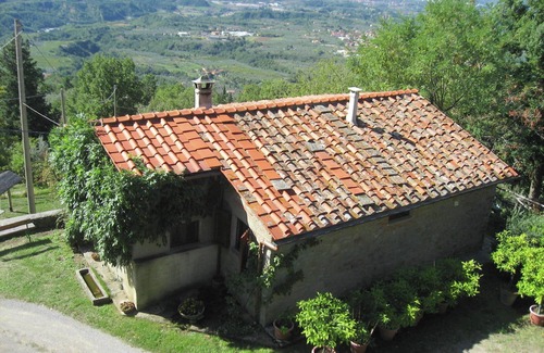 Castelfranco di Sopra Cottage | Belvilla by OYO Cottage in PiandiscÃ² with Terrace