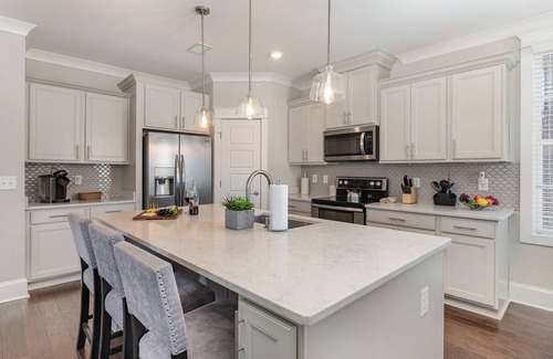 West End Cottage | Belwood Manor-across From Parthenon-5 Min Broadway