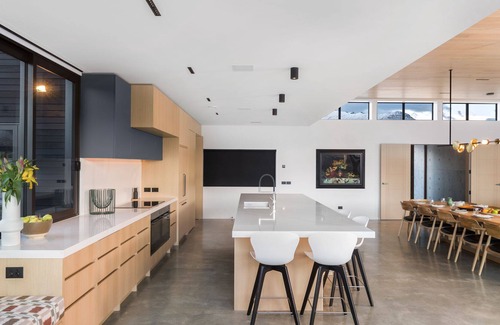 Lake Hayes House | Bendemeer Seclusion, Queenstown Getaway