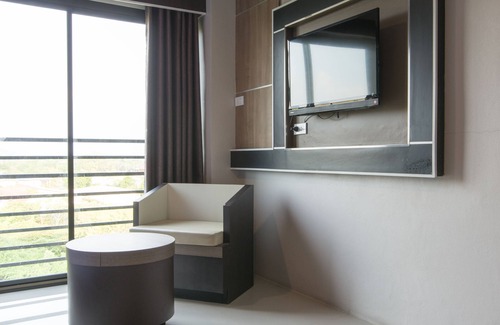 Lop Buri Hotel | Benjatara Boutique Place Resort