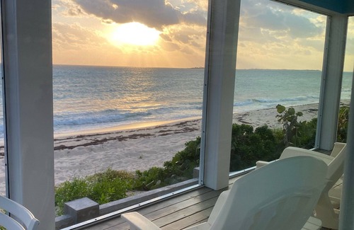 Green Turtle Estates House | Bennett House Beautiful New Oceanfront Home with new pool