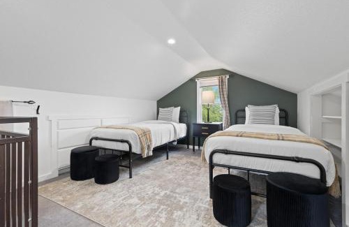 Edgewater House | Benton Bungalow by Sloan's Lake - Spacious, Dog-friendly, EV, Bidet, Fire Pit