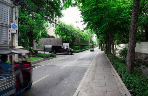 Chidlom Apartment | Benviar Tonson Residence