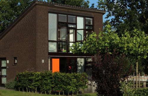 Schoorl House | Bergen Holiday Home