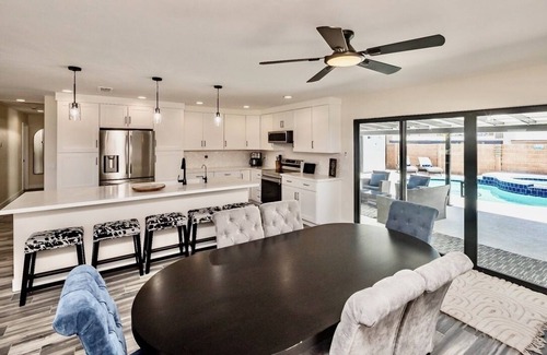 Lake Havasu City Resort | Bergen's Havasu Escape