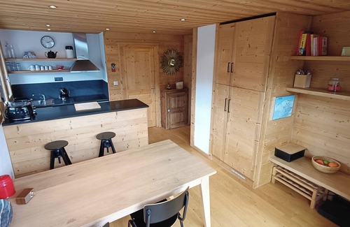 Meribel Apartment | Bergerie - 2 mn piste - 5 rooms cosy - large south-facing terrace