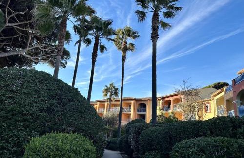 Giens Apartment | BERGERIE PLAGE Balnéo Clim piscine