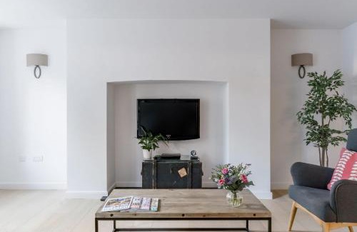 Bristol Apartment | Berkeley Square Apartment