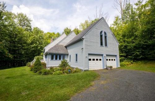 Becket House | Berkshire Vacation Rentals: Pristine Home In Becket Woods