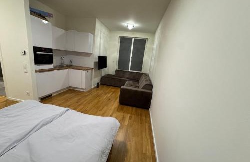 Tiergarten Apartment | Berlin Apartment Genthiner 3