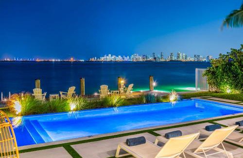 North Bay Village Villa | Best Bayfront View New construction w pool